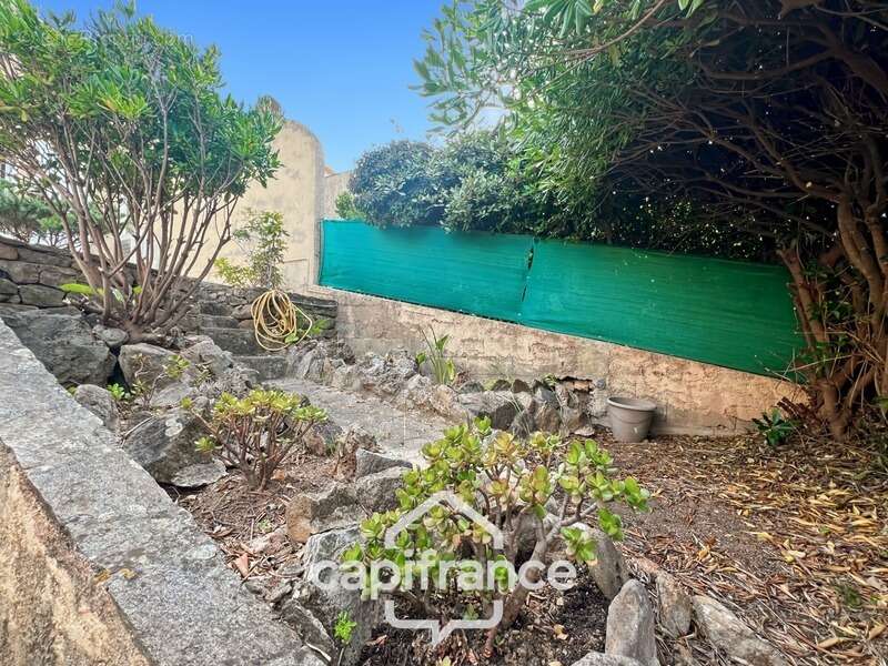 Maison à CARQUEIRANNE