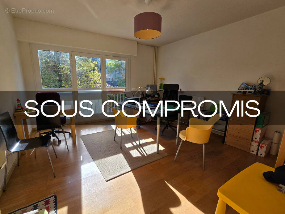 Appartement à LE PONT-DE-CLAIX