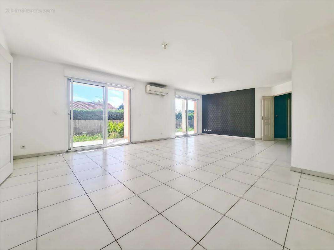 Appartement à SANARY-SUR-MER