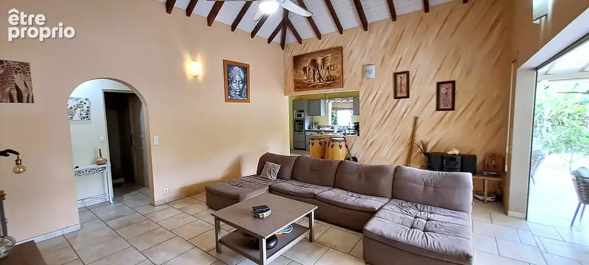 VILLA T4 + Bungalows - photo 5