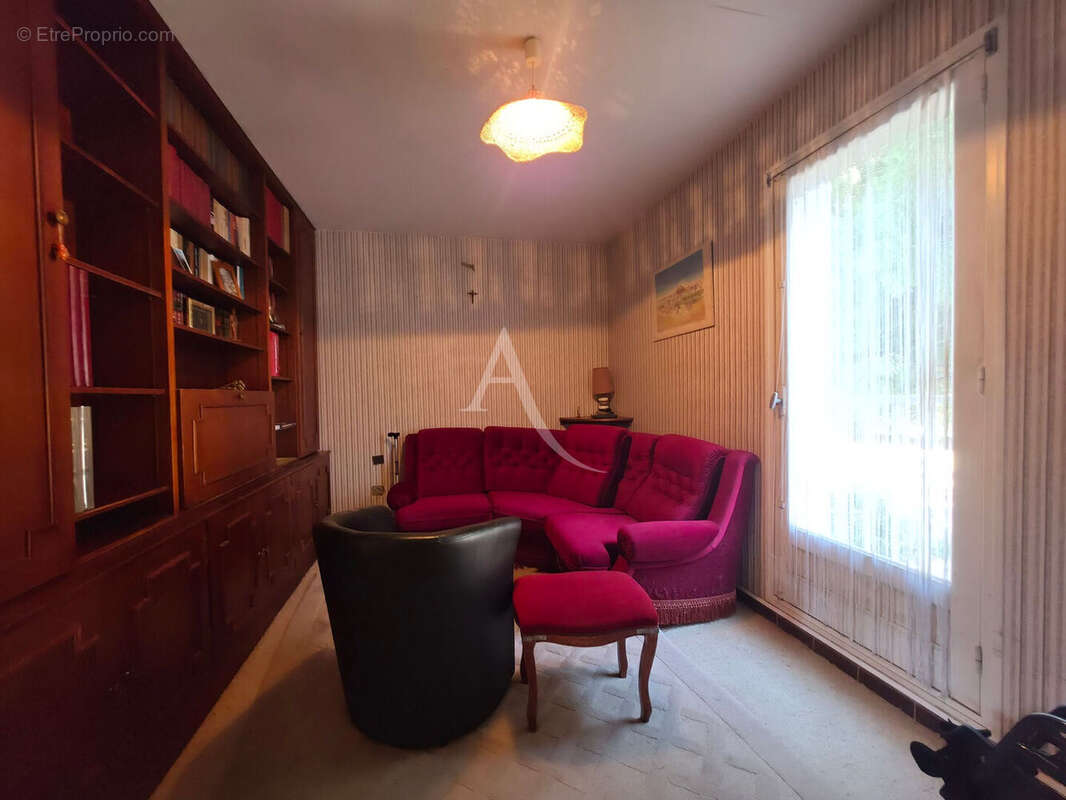 Appartement 87 m² - 3 chambres - Terrasse et cellier et parking - photo 11