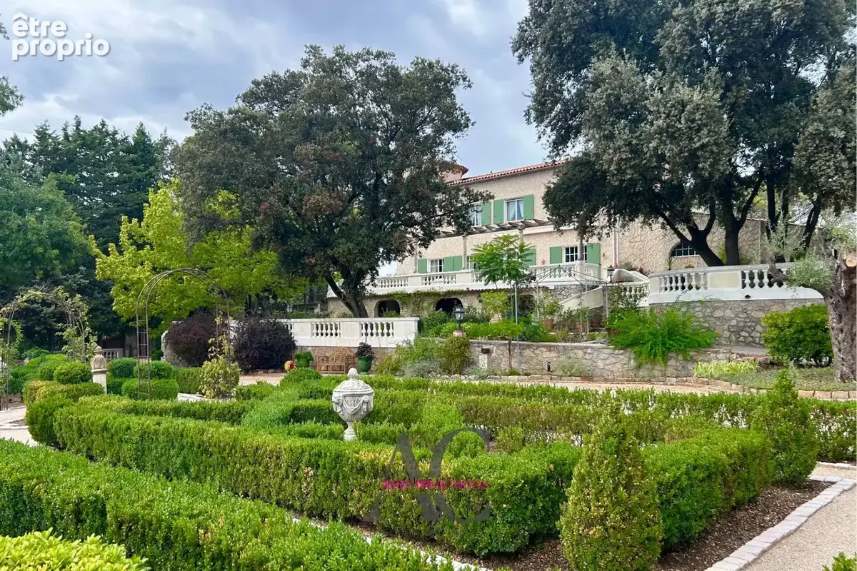 Photo Maison à Puget-Ville au prix de 1 684 000€