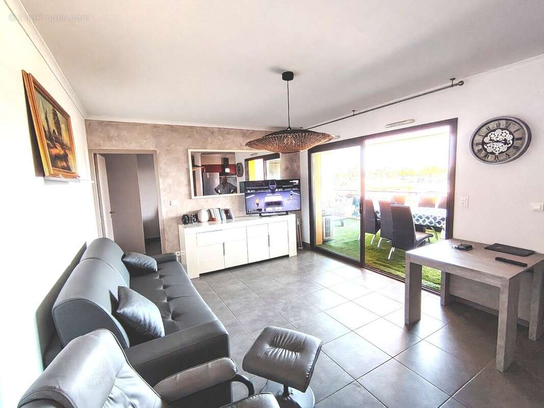 Appartement T3 avec terrasse  Proximité mer  Parking inclus - photo 3