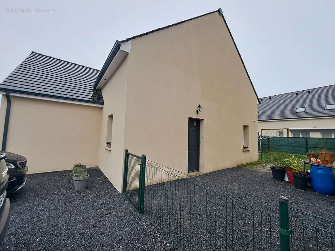 Maison à NEUILLY-EN-THELLE