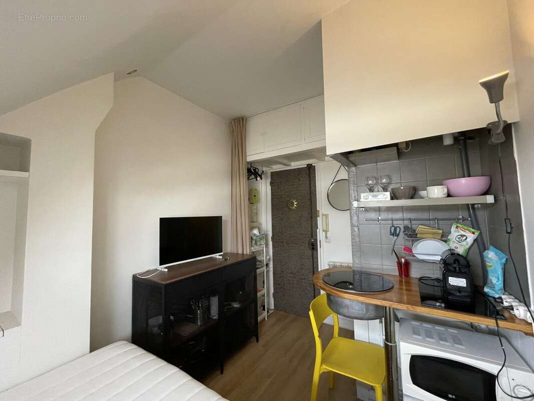 Appartement à PARIS-10E
