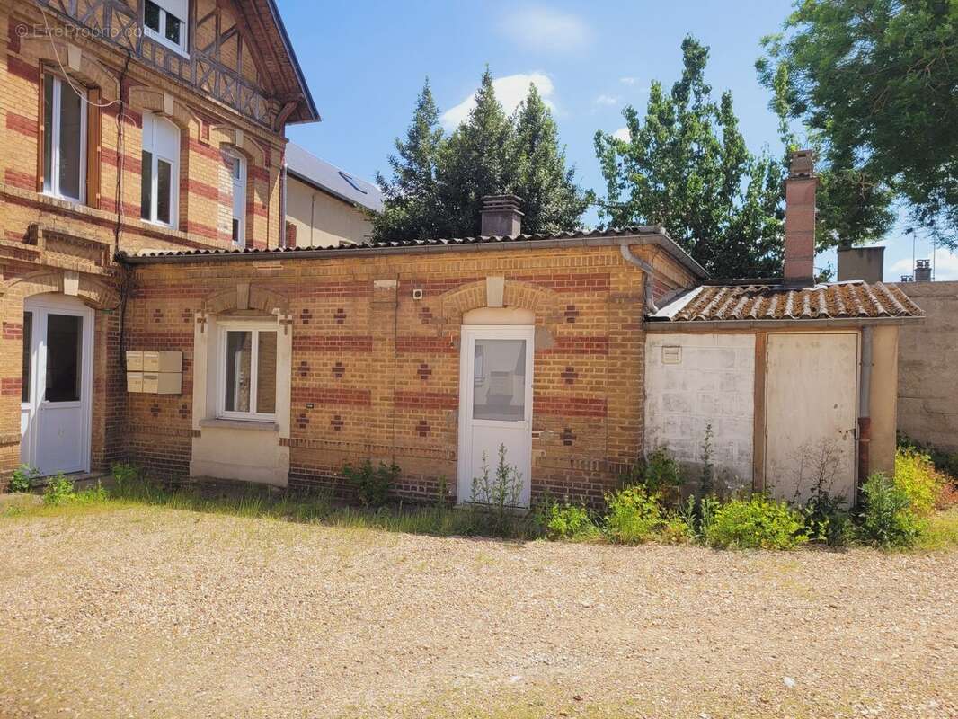 Appartement 157 m² à Louviers  - photo 2