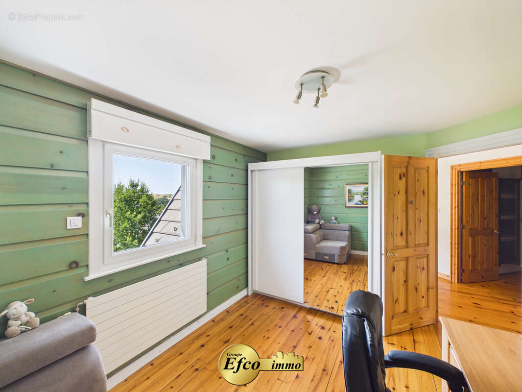 Belle maison Canadienne sur un magnifique terrain - photo 22