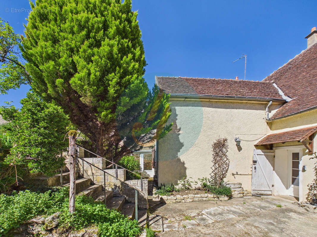 Maison à NARCY