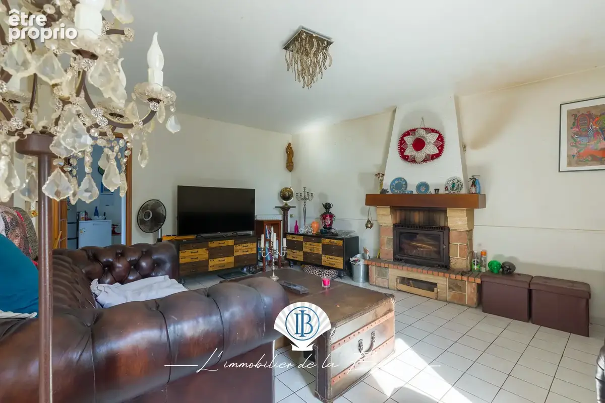 Maison en pierre de 123 m2 dans le bourg - photo 3