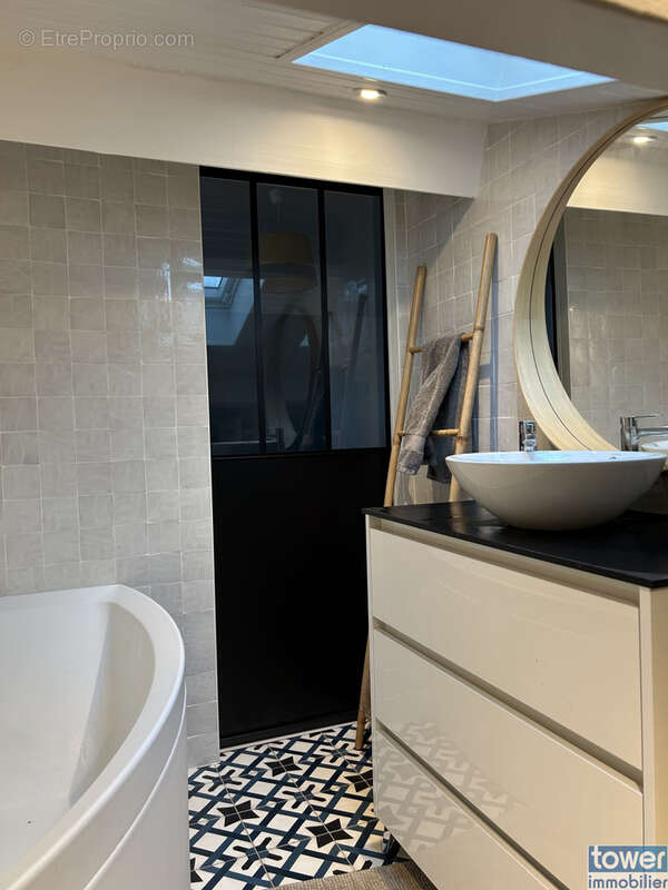 Maison à SAINT-SULPICE-ET-CAMEYRAC