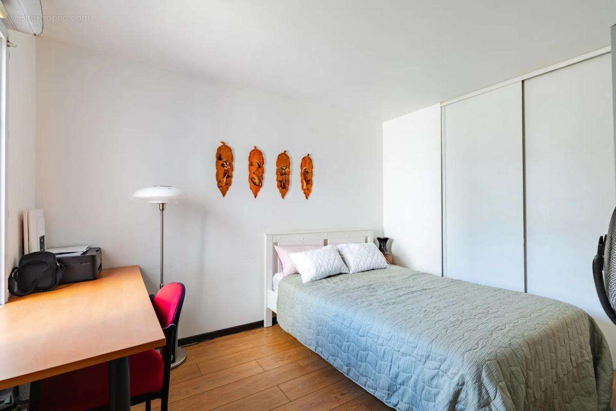 Appartement à MORANGIS