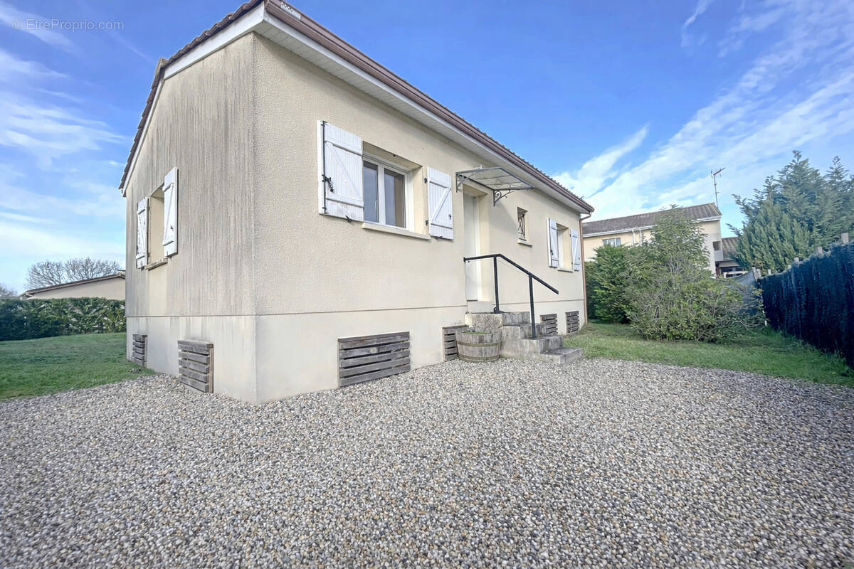 Maison à SAINT-LOUIS-DE-MONTFERRAND