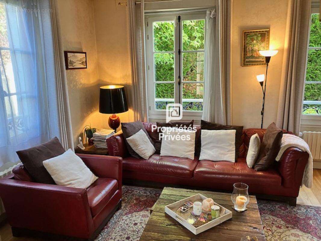 Maison à MONTFORT-L'AMAURY