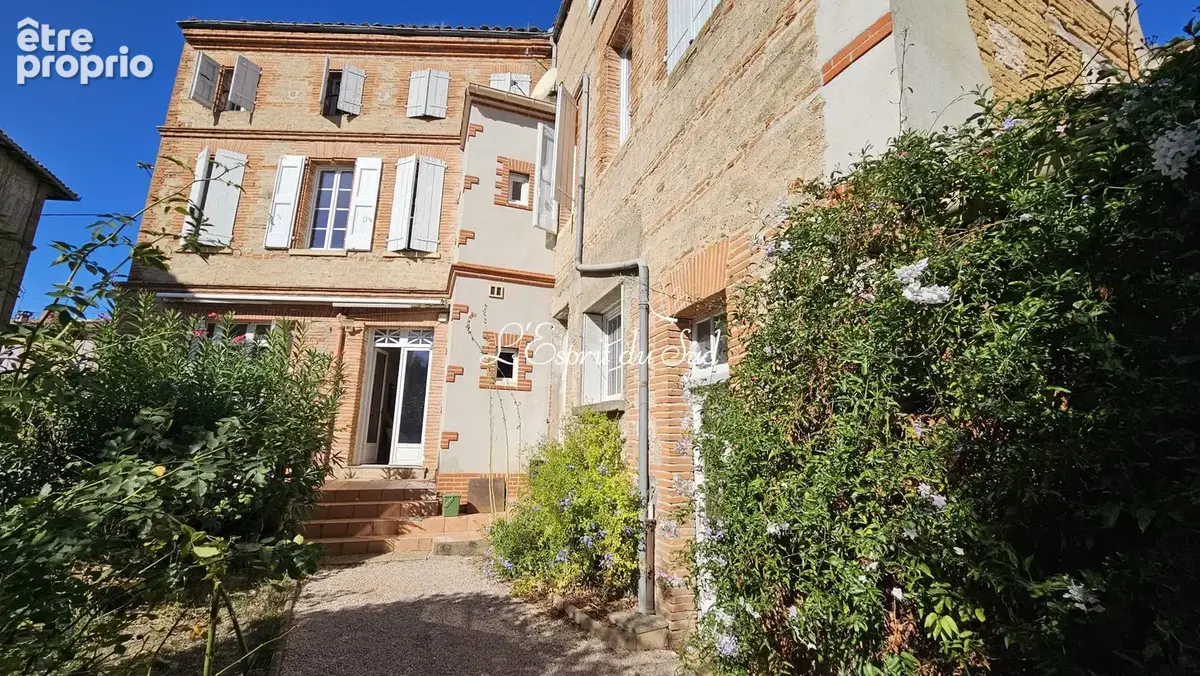 Maison 8 pièces 300 m² à vendre à Rabastens (81800) - photo 1