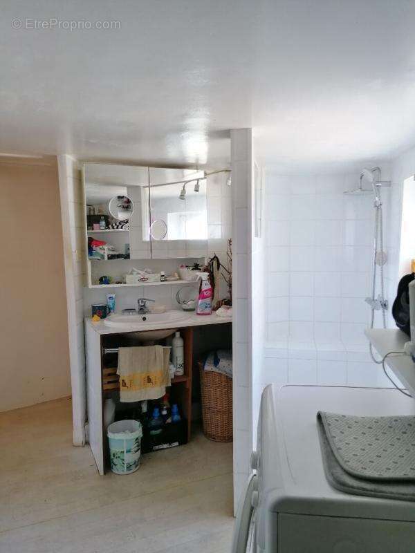 LOYAT  Maison de caractère avec dépendances et fort potentiel - photo 8