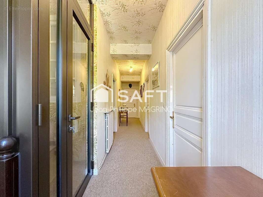 Maison 182 m² à Belesta  - photo 9