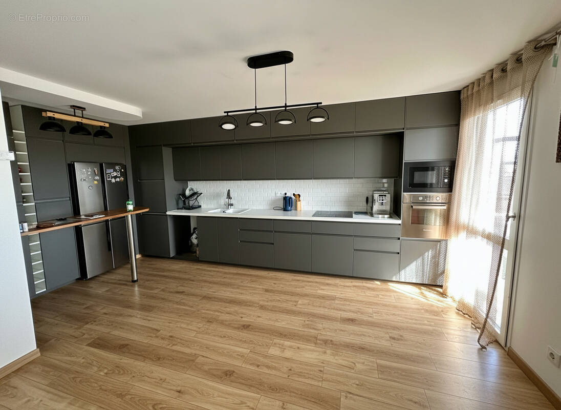 Appartement à LES MUREAUX