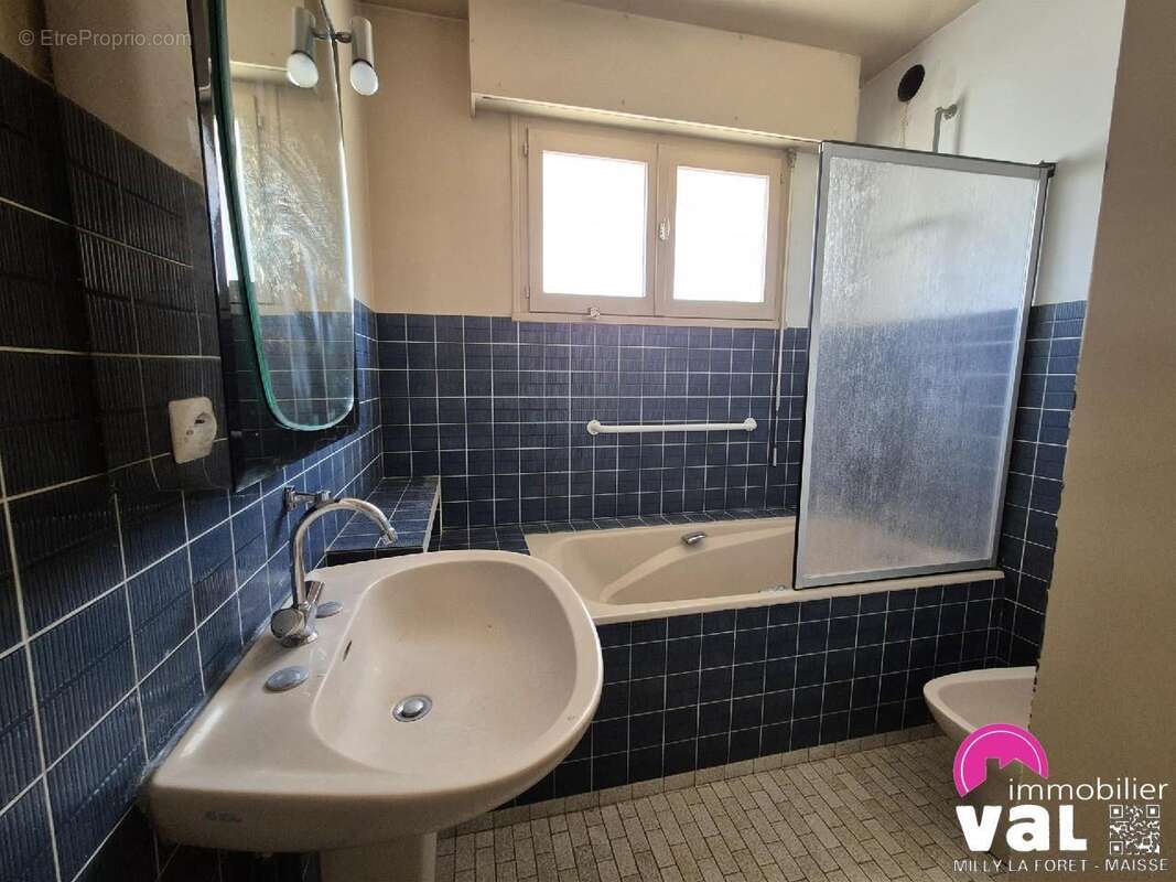 Maison à MILLY-LA-FORET