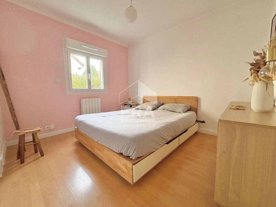 Maison à PONTAULT-COMBAULT