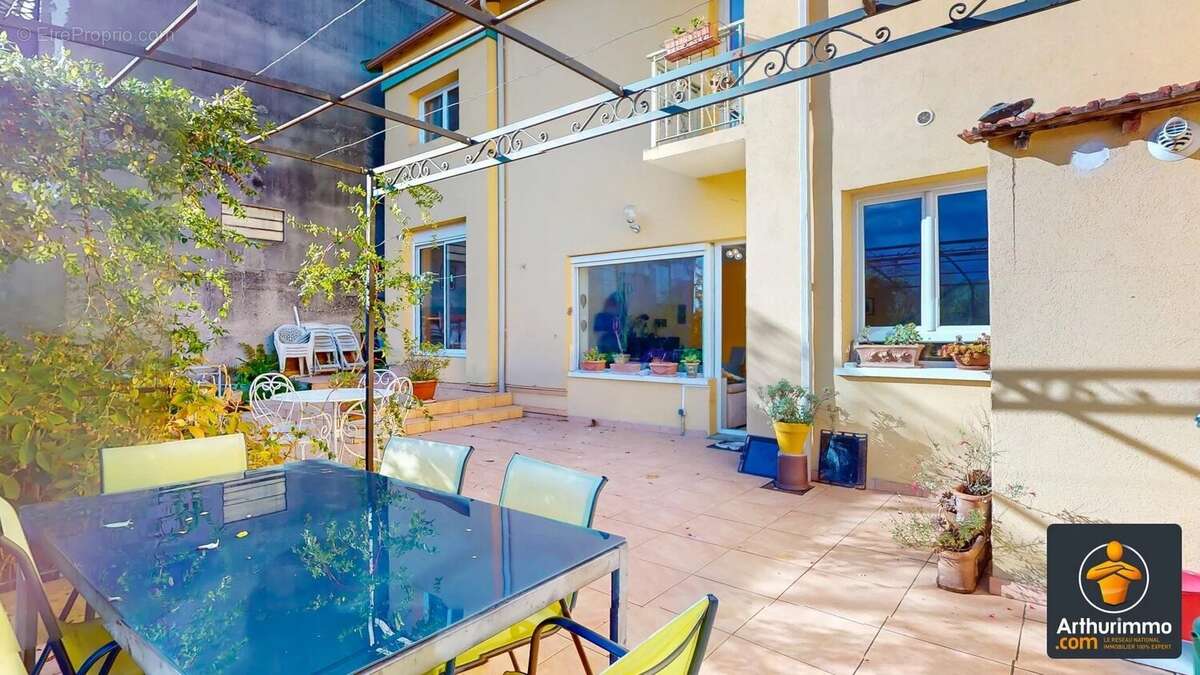 Maison à OULLINS