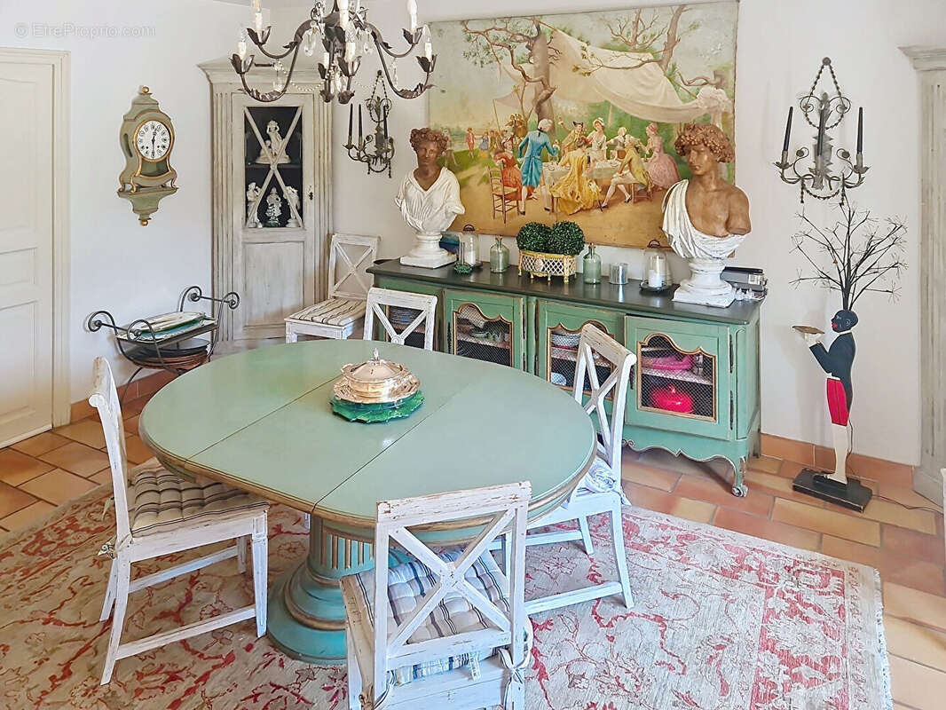 Maison à LES ANGLES