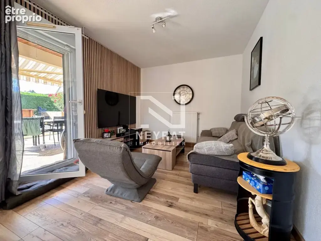 Une maison de plain-pied rénovée, avec extérieur et garage, dans un secteur recherché : une opportunité rare sur Sennecey-le-Gra - photo 12