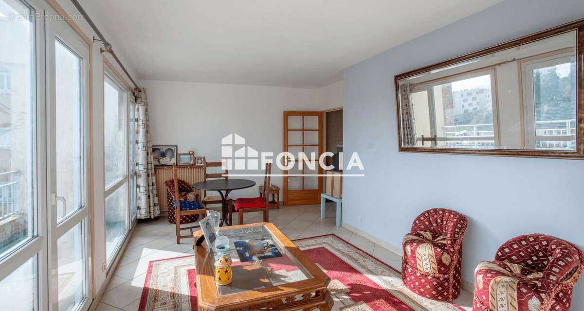 Appartement à MAUREPAS