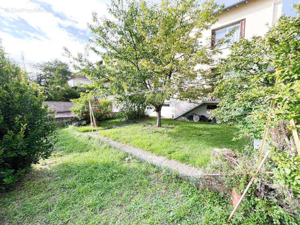 Maison à CLERMONT-FERRAND