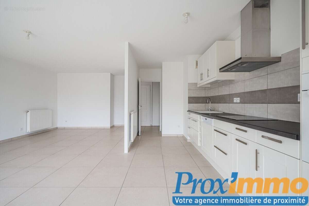 Appartement à LA BUISSE