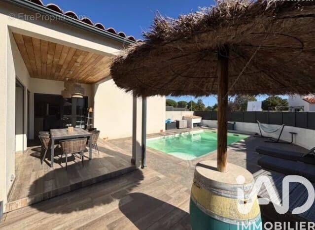 Photo 1 - Maison à SAINT-JEAN-LASSEILLE