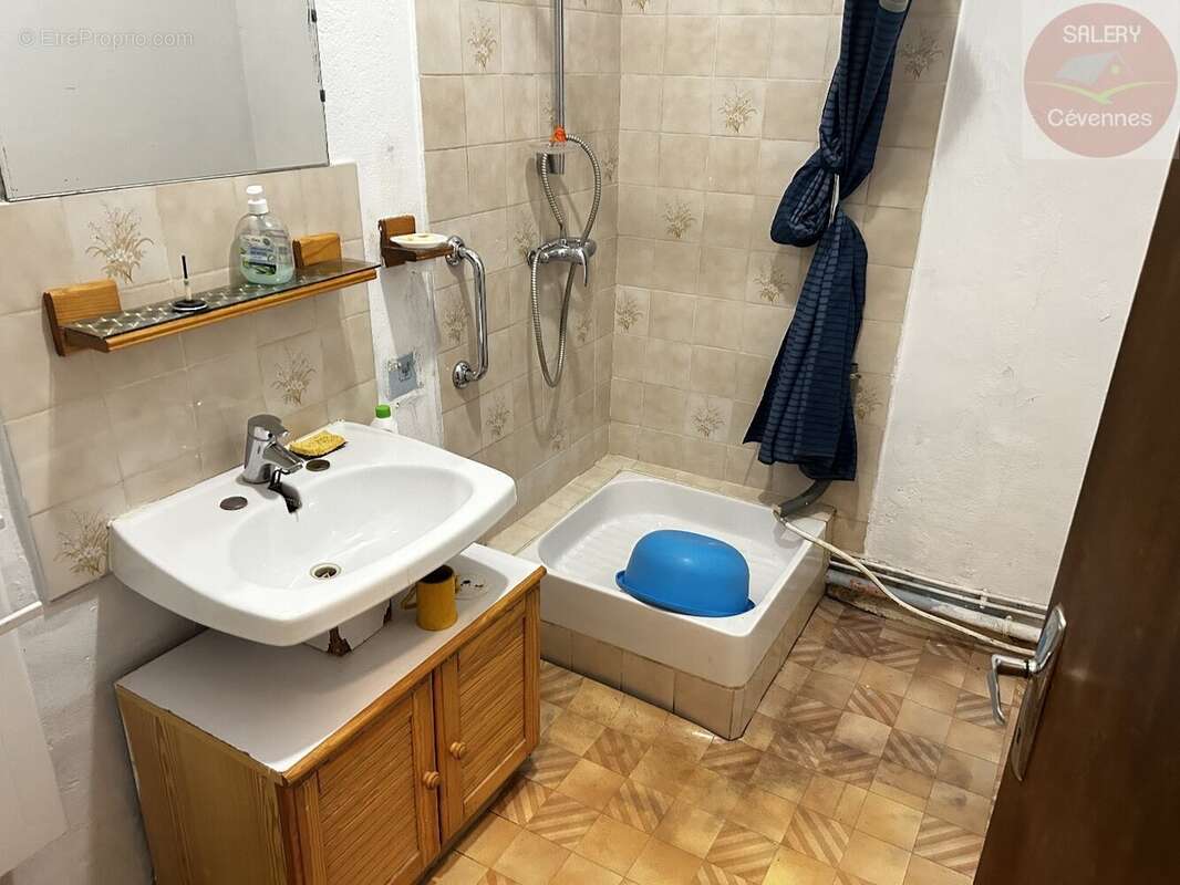 Appartement à LASALLE
