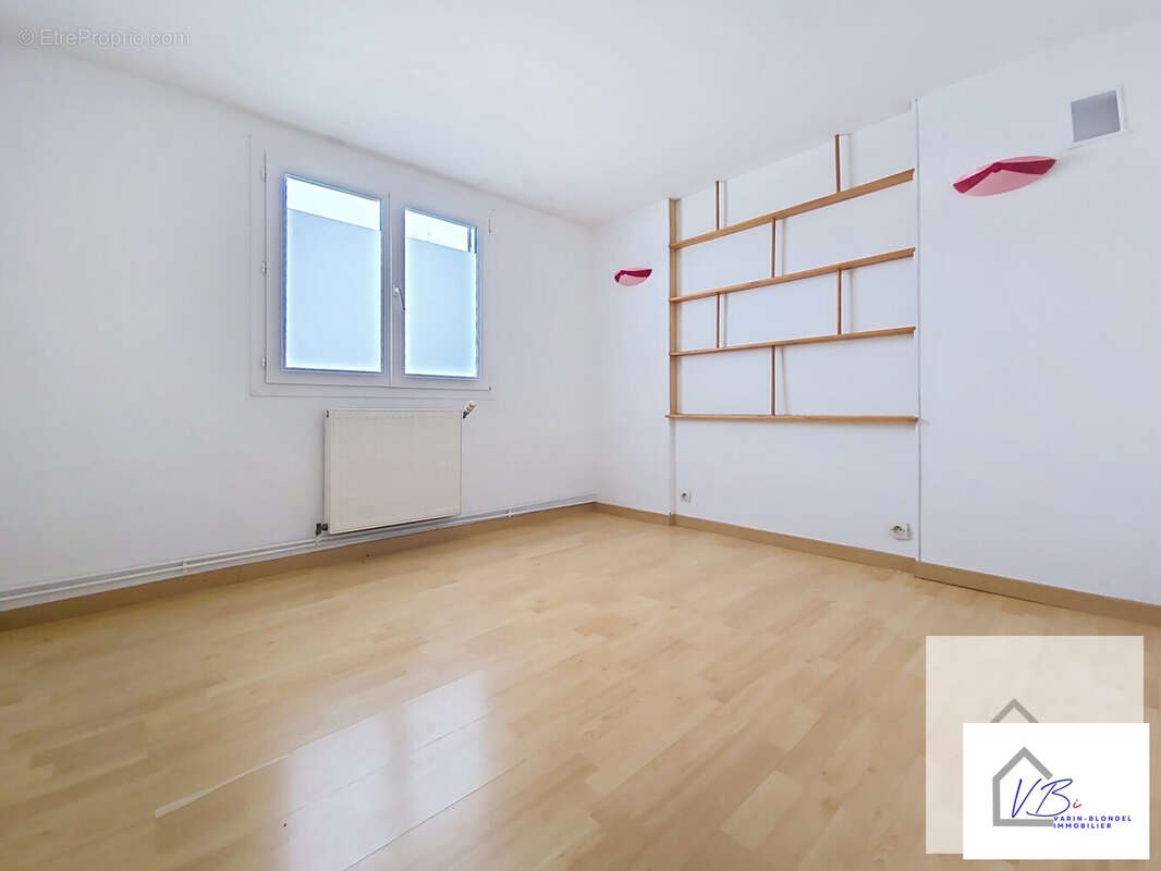 Maison à LA FRENAYE