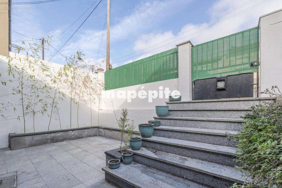 Maison à SAINT-DENIS