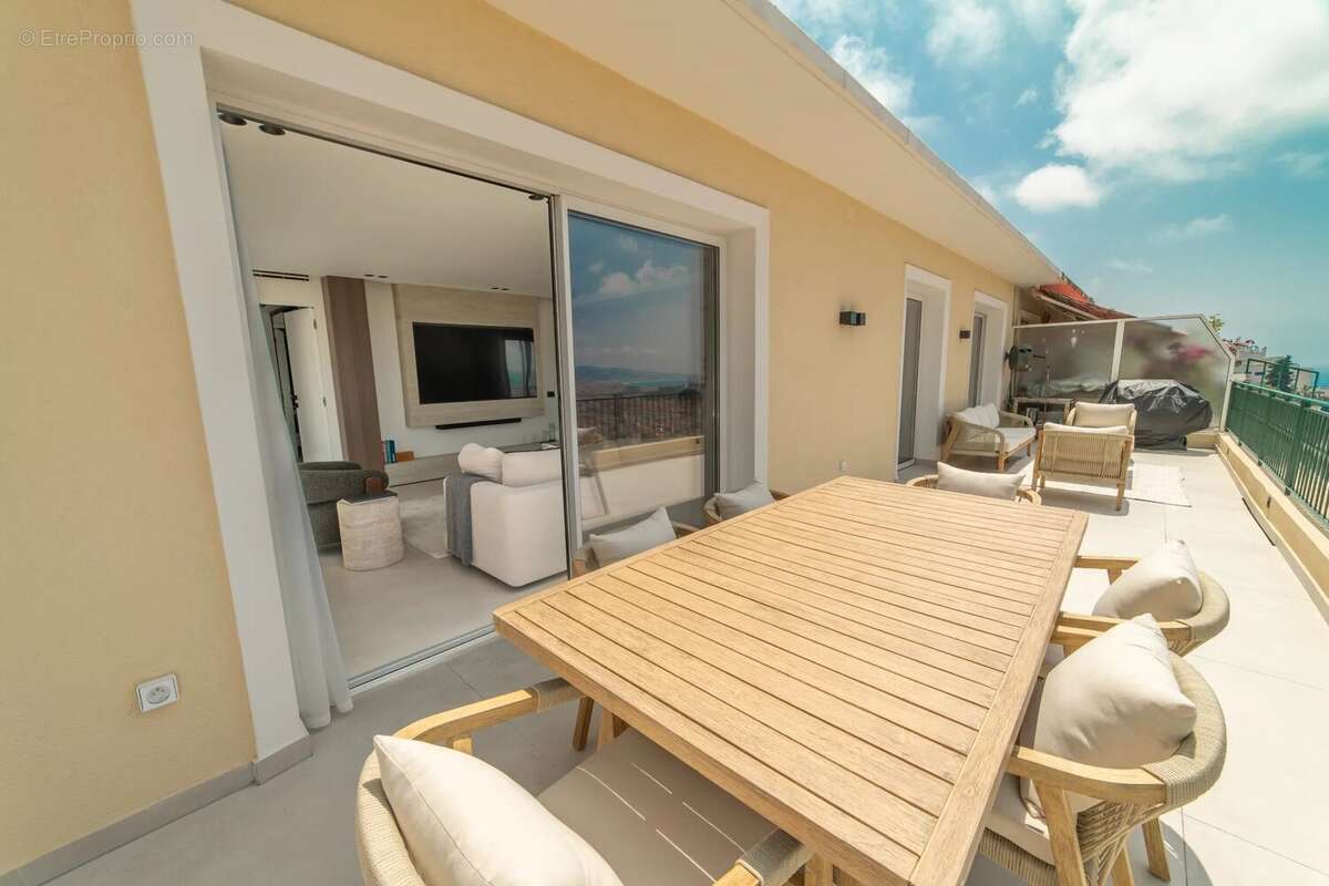 Appartement à NICE