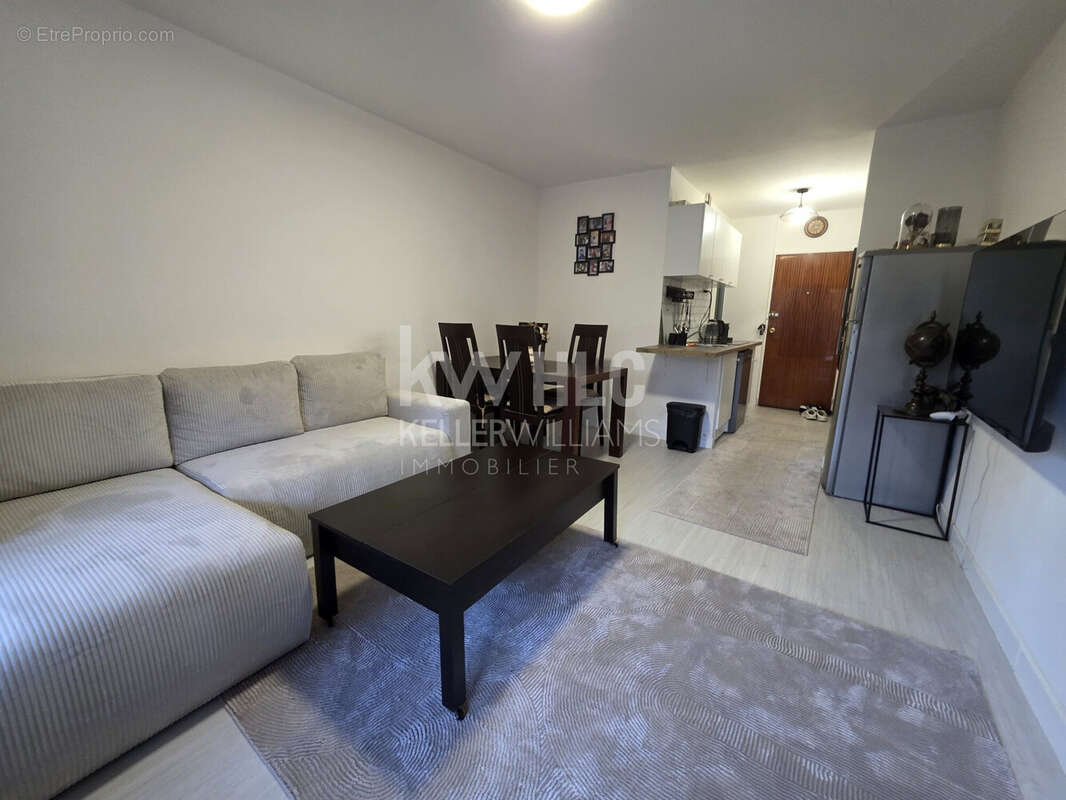 Appartement 36 m² à Peymeinade  - photo 2