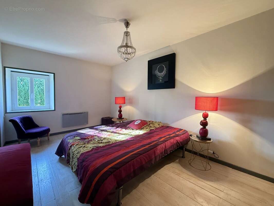 Maison à SAINT-FRAIGNE