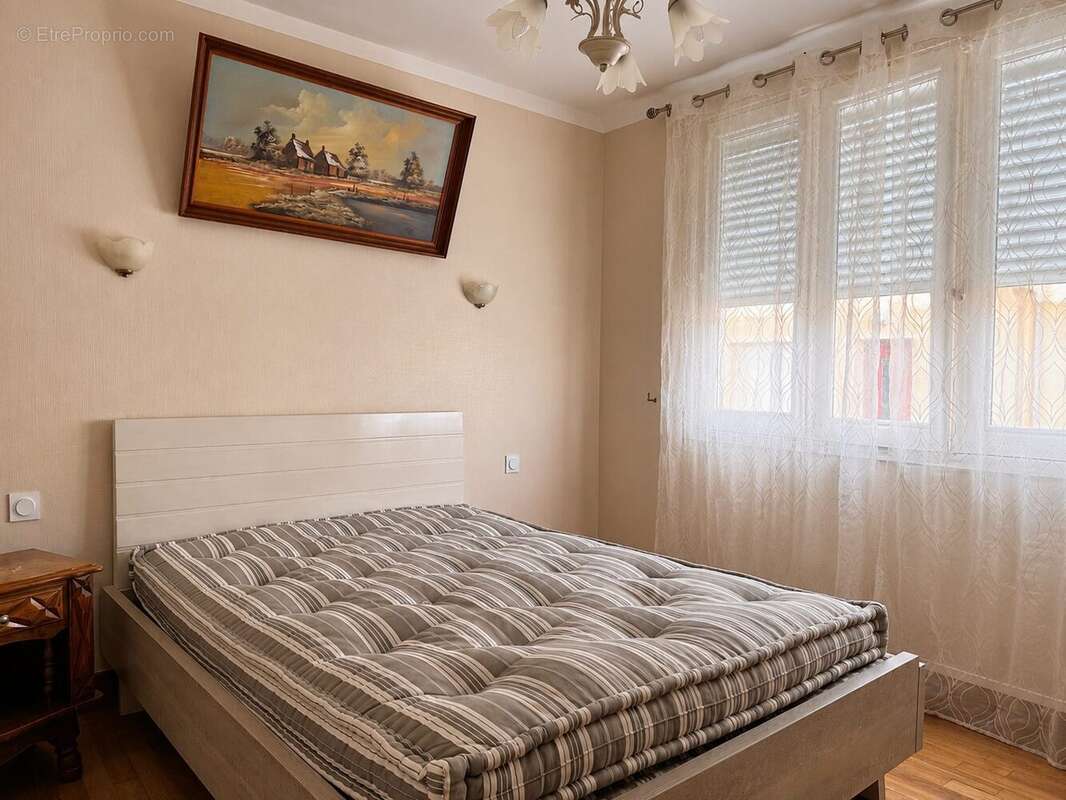 Maison 115 m² à Saint-Meloir-Des-Ondes  - photo 8