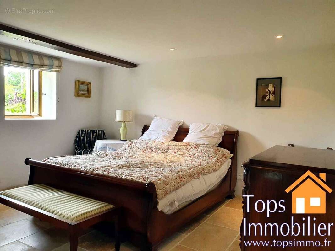 Maison à SAINT-ANTONIN-NOBLE-VAL