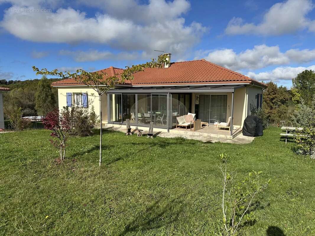 Maison à POUYASTRUC