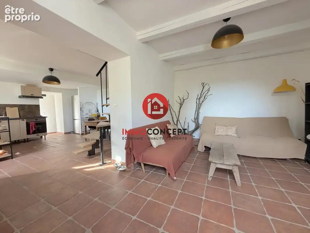 Photo Maison à Saint-Marcel-De-Careiret au prix de 198 000€