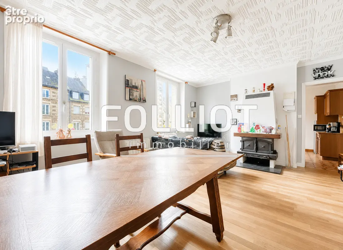 Appartement à SAINT-HILAIRE-DU-HARCOUET