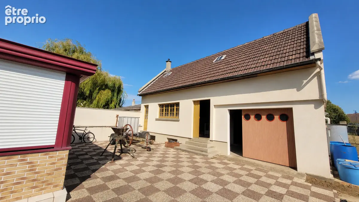Maison de 4 pièces principales dépendance aménageable sur terrain de 669m² - photo 2