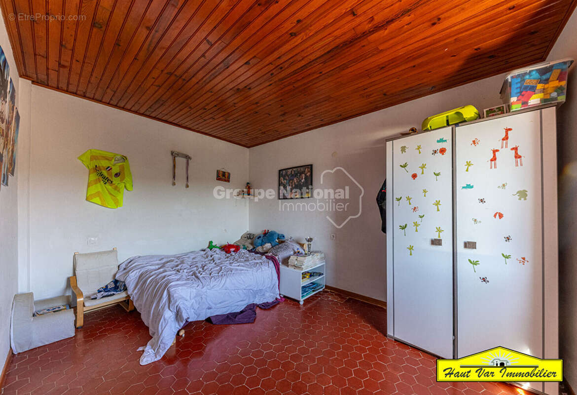 Maison à VINON-SUR-VERDON