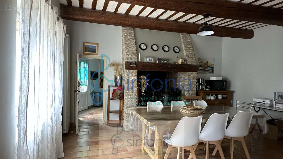 Maison à GARRIGUES-SAINTE-EULALIE