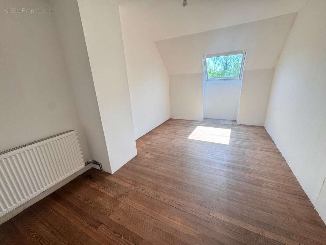 Maison à BERZY-LE-SEC