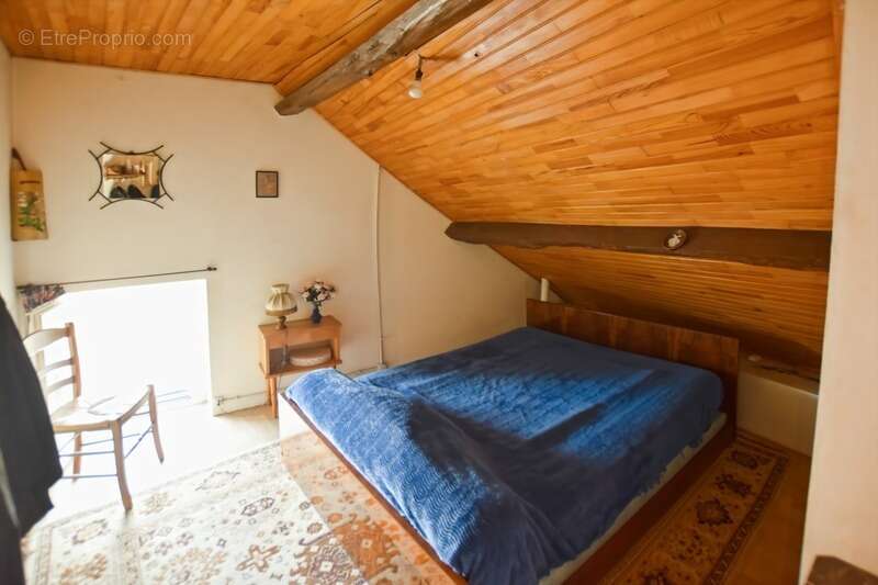 Maison à SAINT-MAURICE-LES-COUCHES