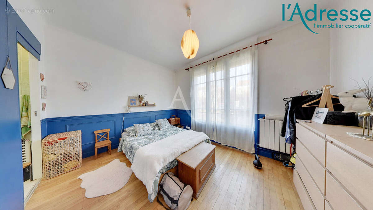 Maison à BRY-SUR-MARNE