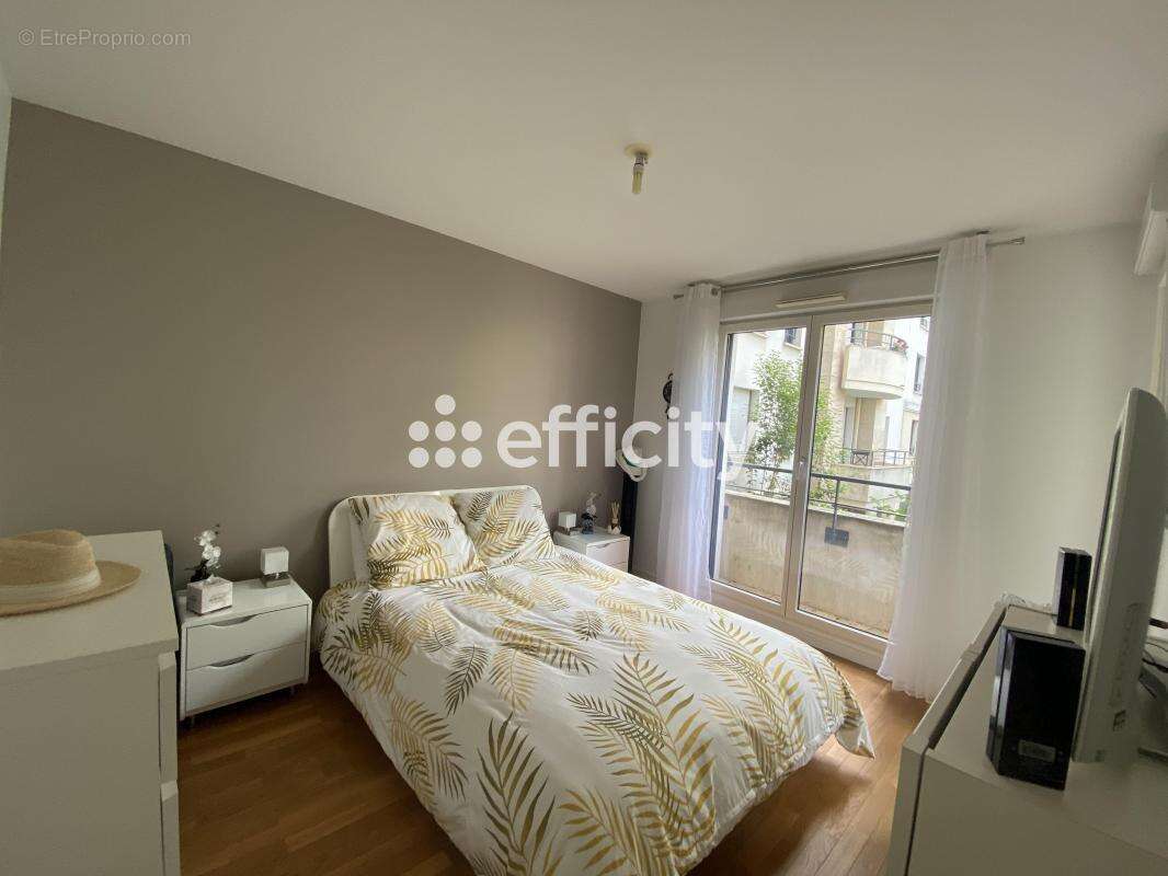 Appartement à ISSY-LES-MOULINEAUX