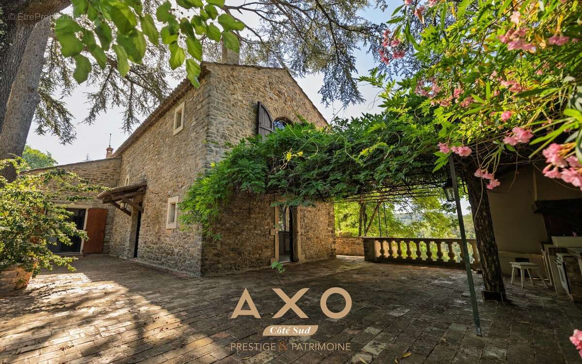Maison à SAINT-AMBROIX