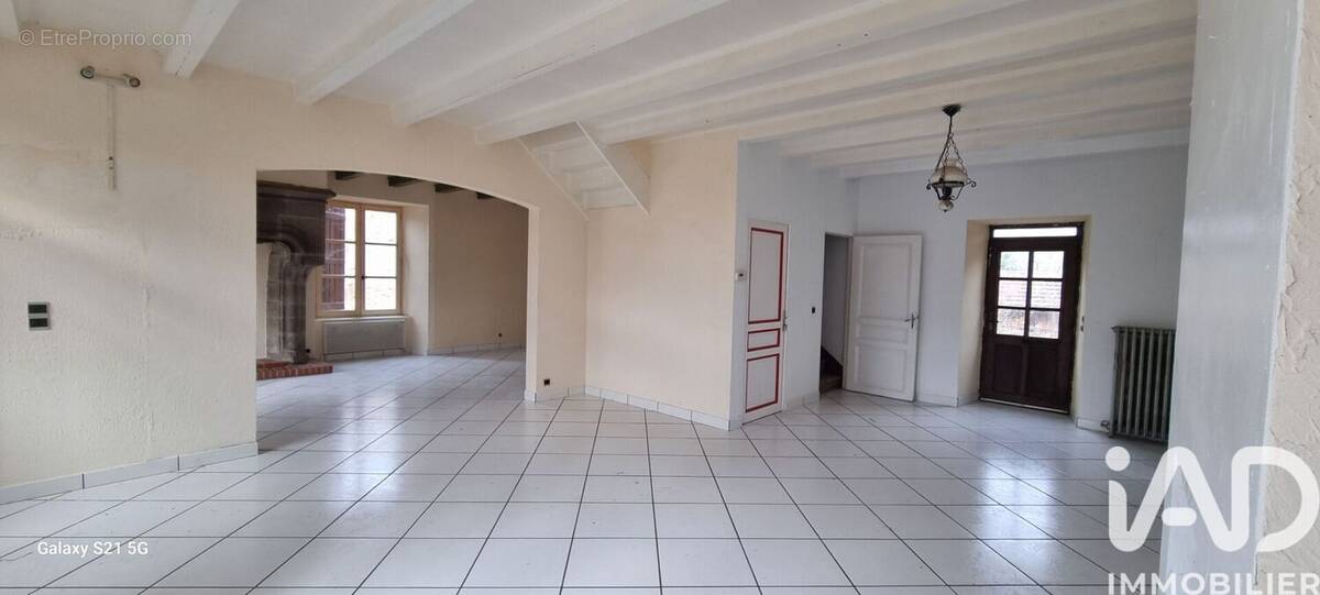 Photo 1 - Maison à SAINT-BEAUZIRE